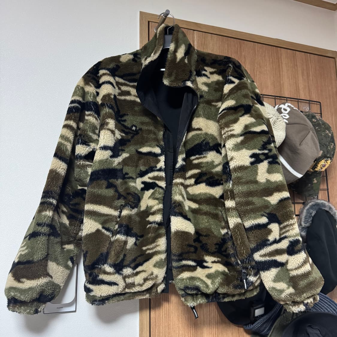 (L)위캔더스 리버시블 카모 퍼 자켓 상품이미지4