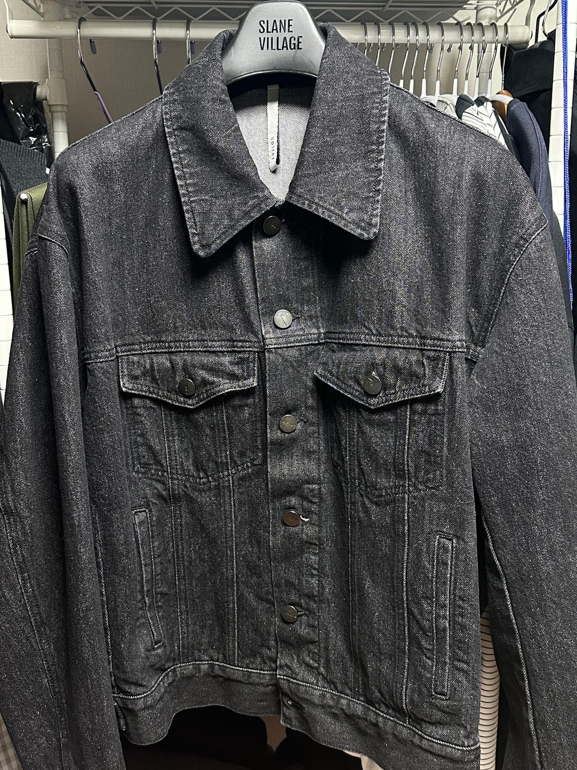 [노이어] 오버핏 크롭 데님 자켓 (블랙) 상품이미지3