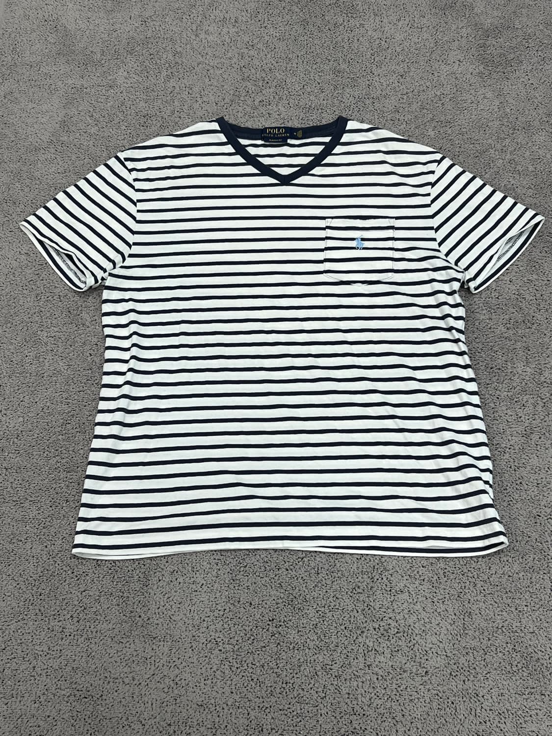 (M) 폴로 랄프로렌 커스텀핏 스트라이프 브이넥 포켓 반팔 티 상품이미지1