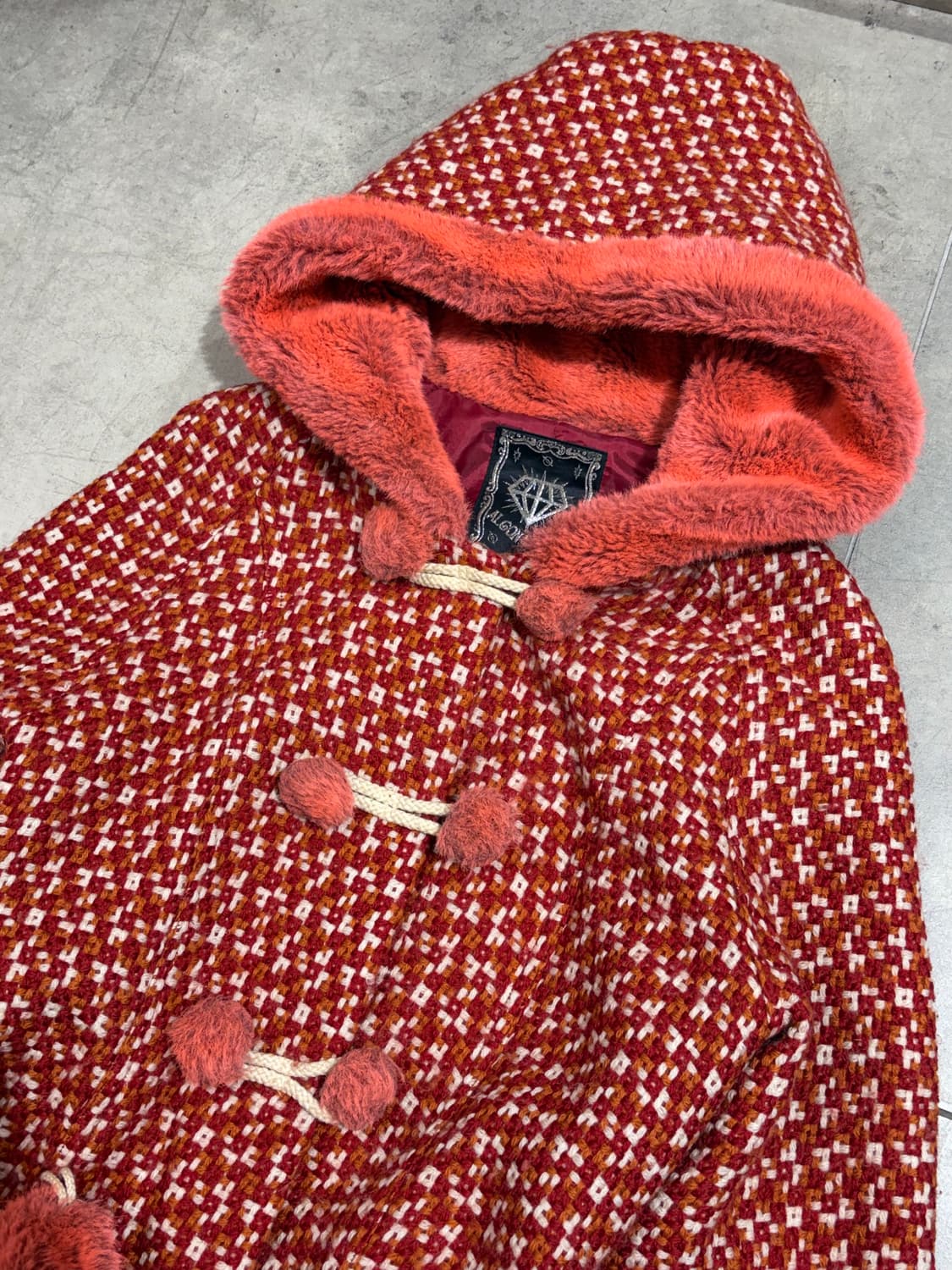 Algon quins 갸루펑크 형광코랄 퍼 후드 코트  상품이미지6