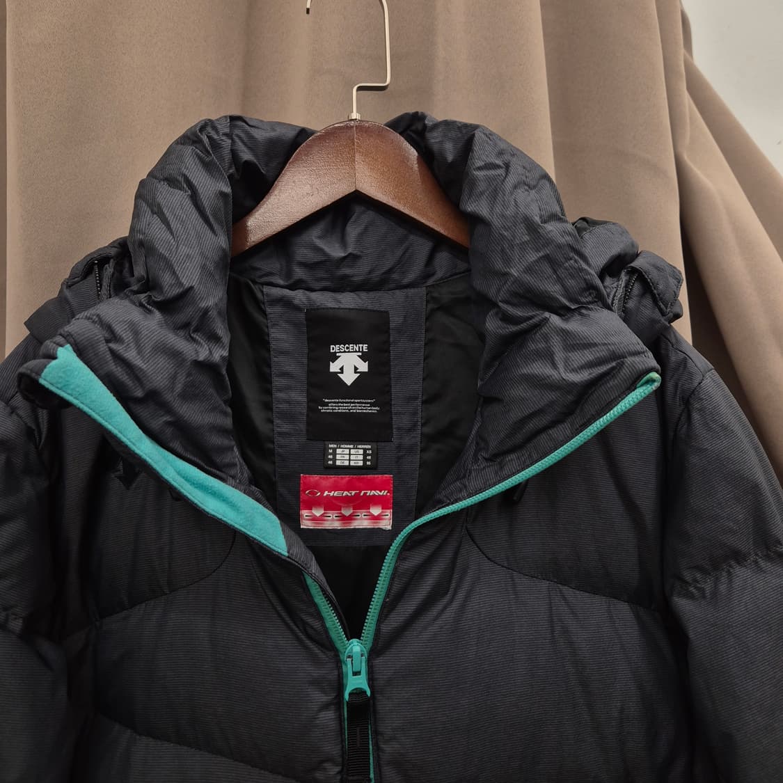 데상트 다운 패딩 95 상품이미지2