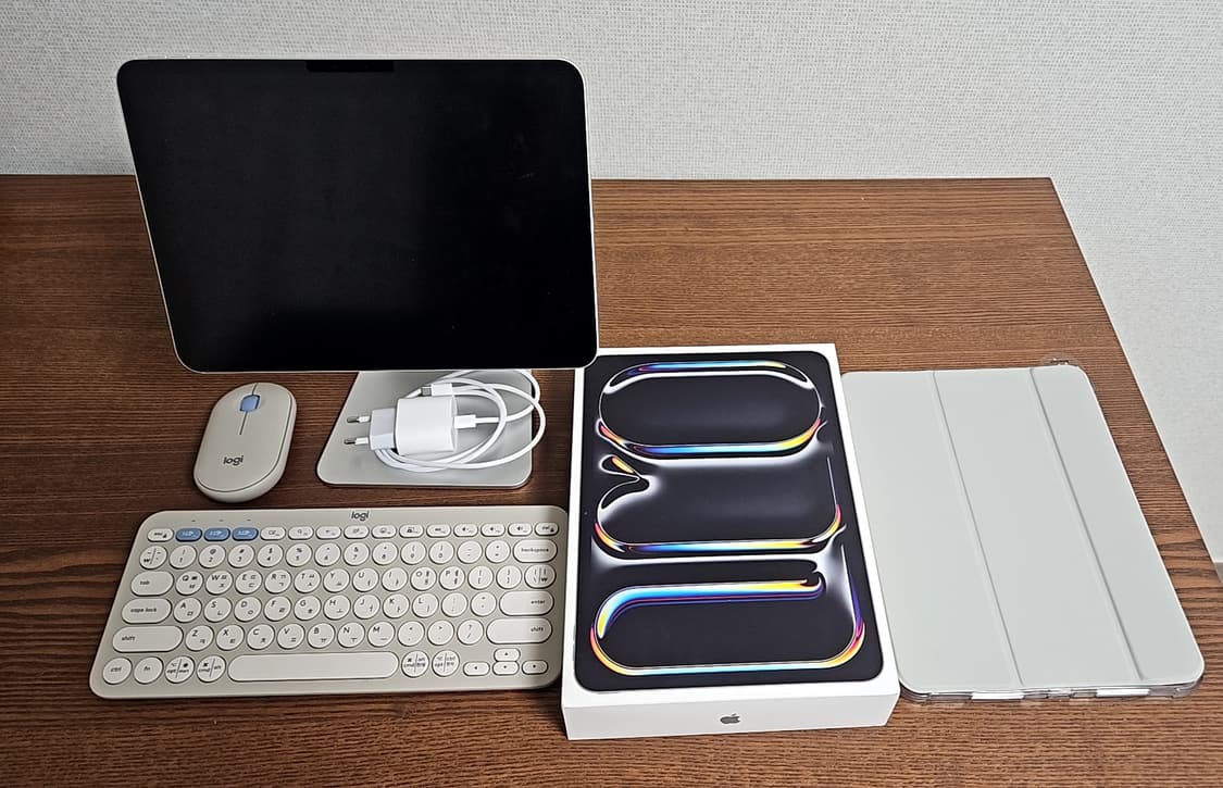 아이패드 프로 M5 11 256GB (거치대,키보드,마우스,케이스) 상품이미지2