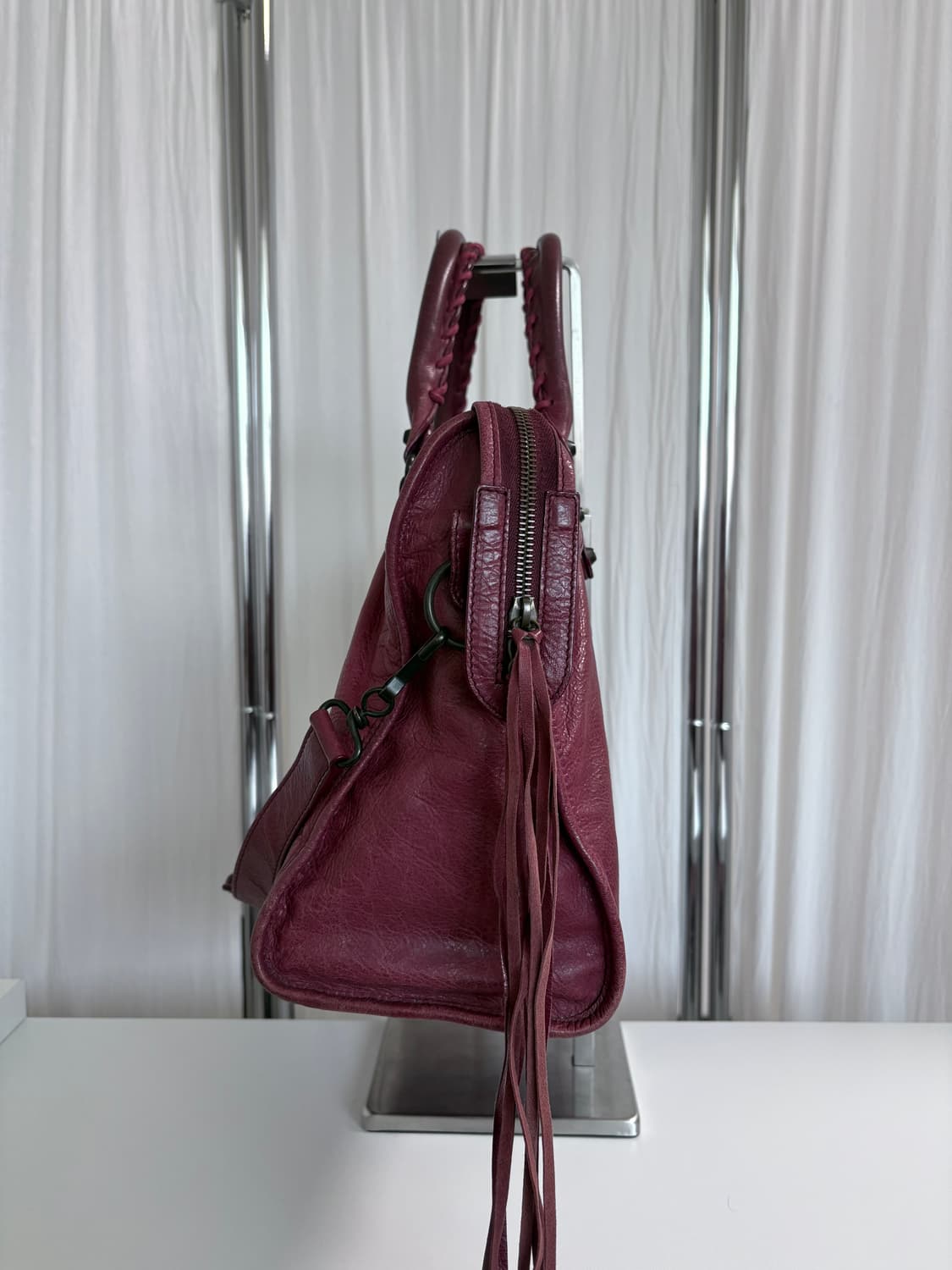 발렌시아가 시티 모터백 미디움 버건디 상품이미지10