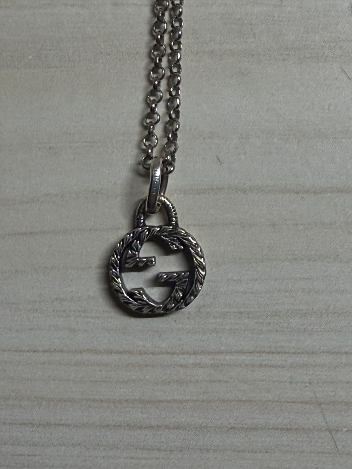 구찌 인터로킹 G 펜던트 네클리스 실버 목걸이 상품이미지2