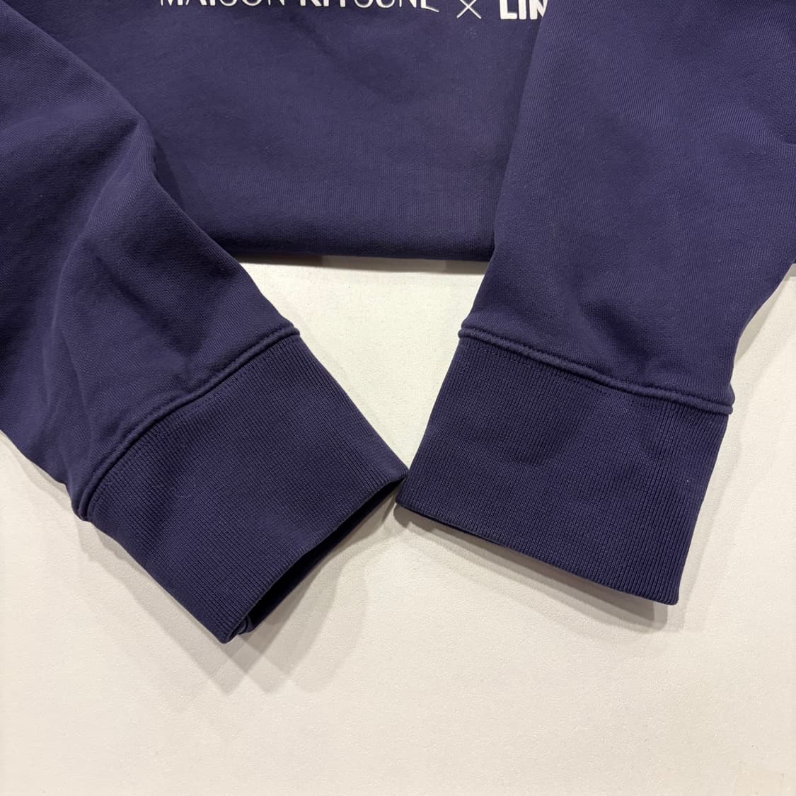 [L] 메종키츠네 라인프렌즈 맨투맨 네이비 B786 상품이미지7