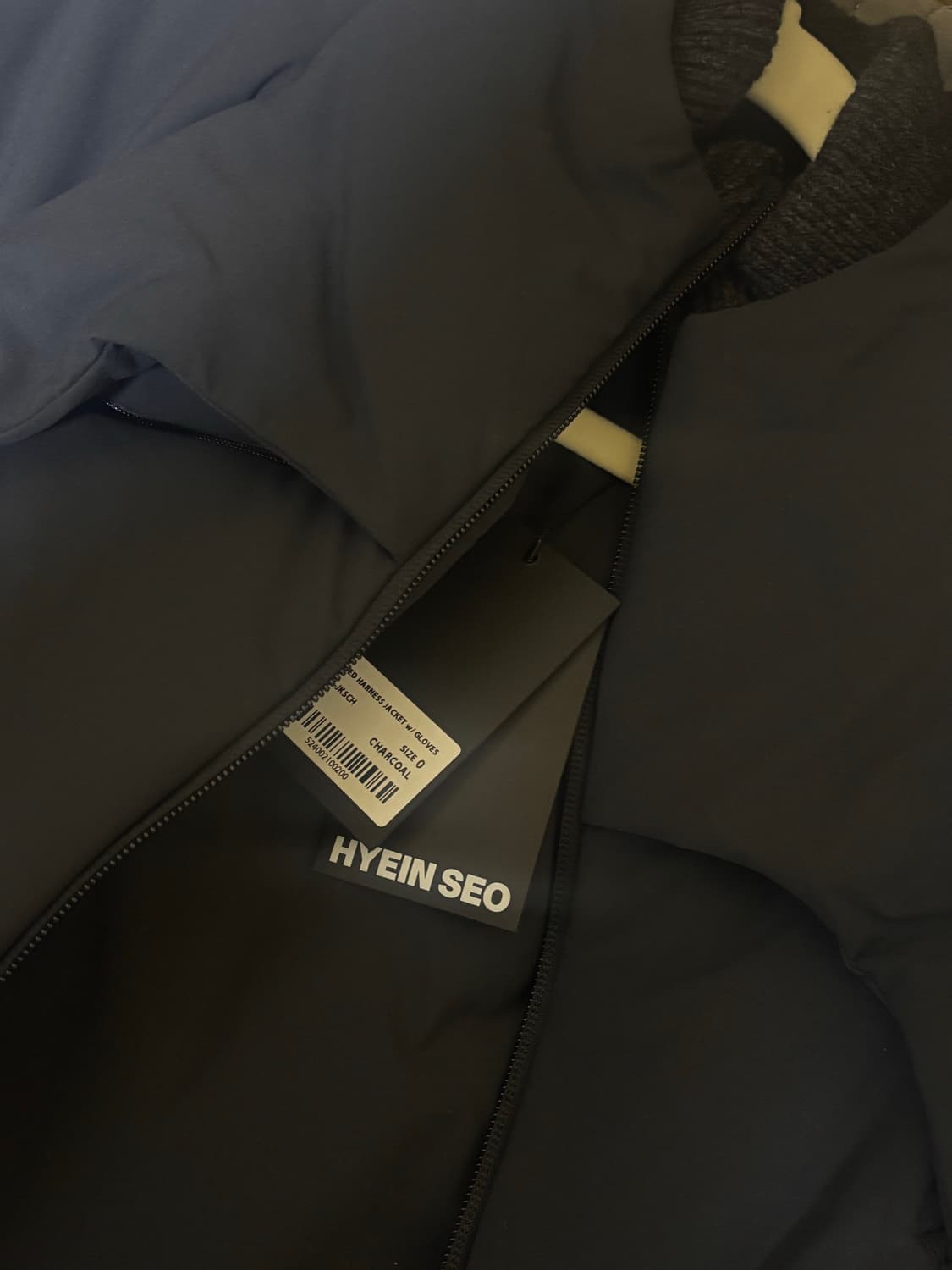 혜인서 Padded Harness Jacket w/ Gloves 패딩 상품이미지3