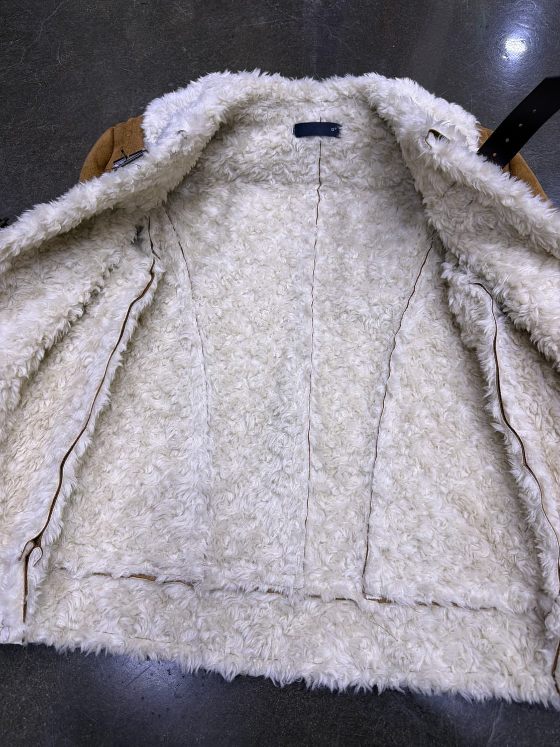 벨티드 비건 스웨이드 양털 무스탕 레더 자켓 46 상품이미지6