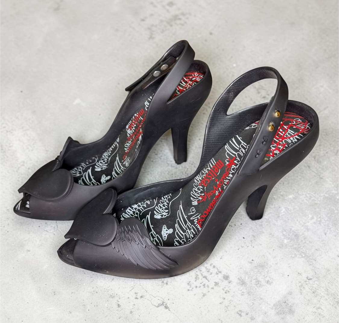 [정품] 비비안웨스트우드 x 멜리사 윙 하트 힐 (245~250) 상품이미지1