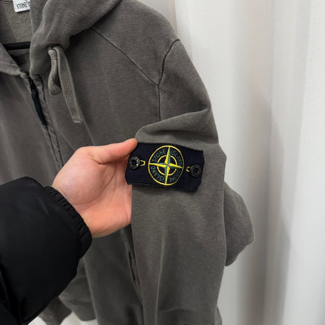 [백화점판/L] 스톤아일랜드 워싱 후드집업 상품이미지2