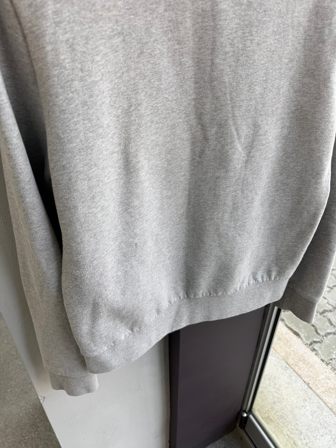 M/ 몽클레어 벨벳 고스트 로고 기모 맨투맨 상품이미지8