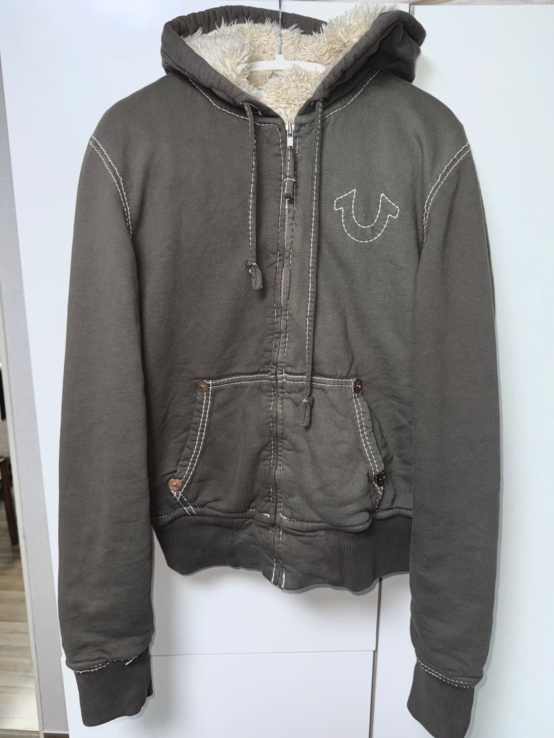 트루 릴리전 카키 퍼 후드집업 상품이미지1