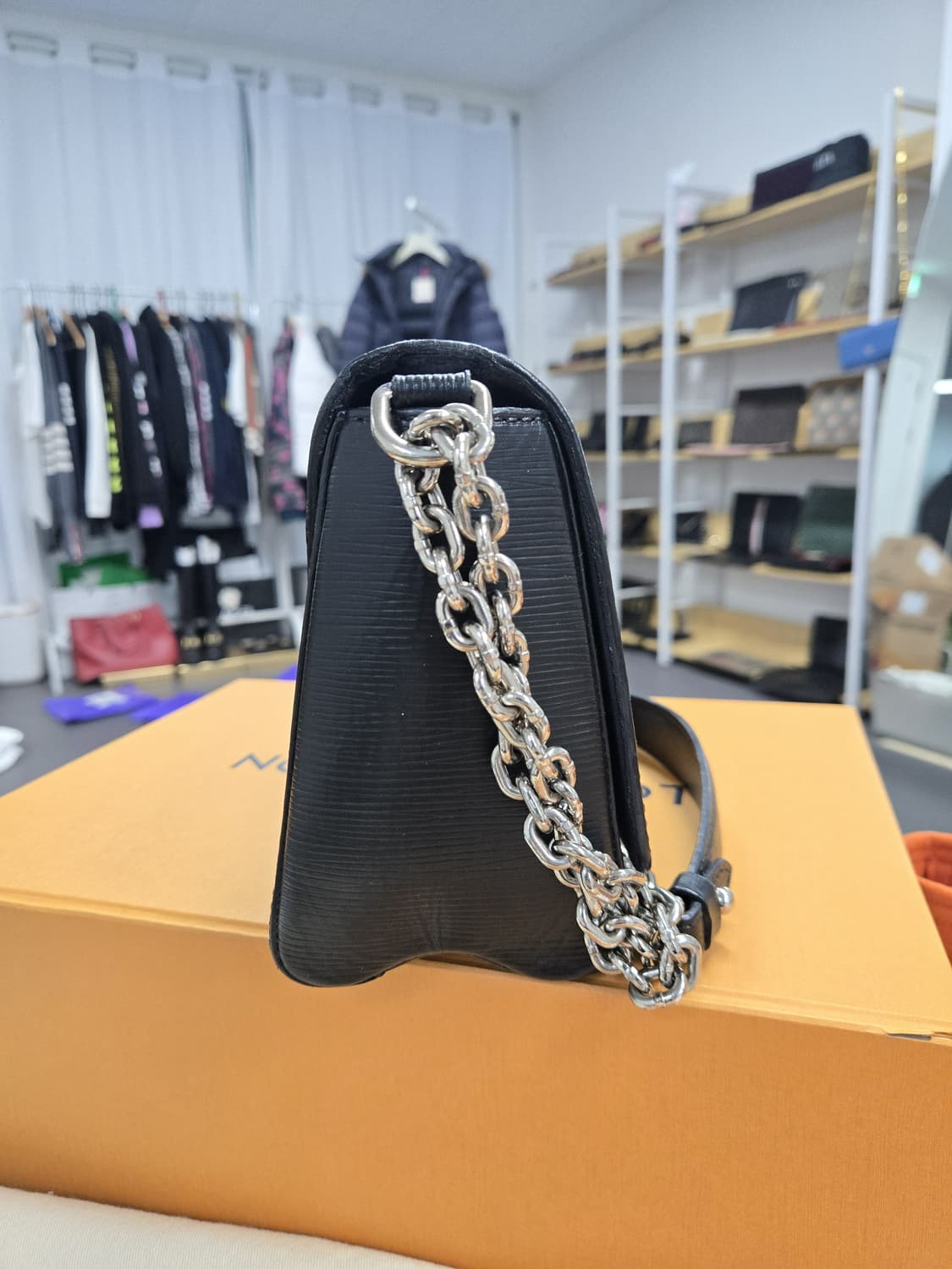 [A급컨디션]루이비통 트위스트mm 숄더백 상품이미지3