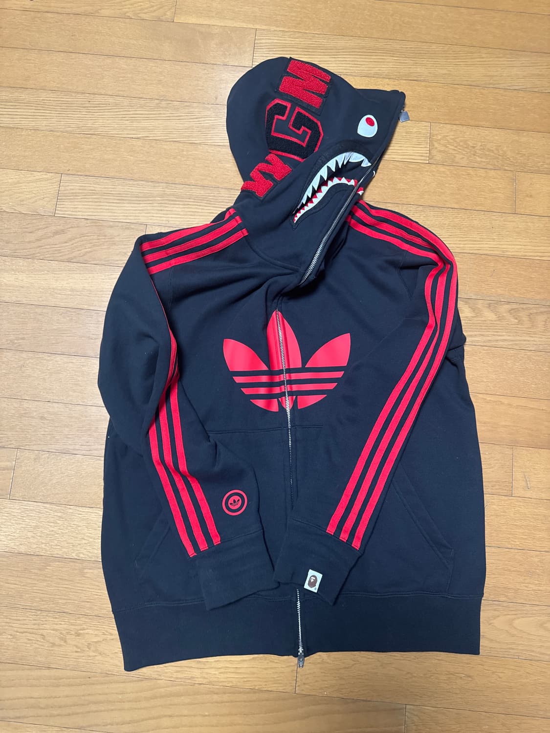 아디다스 베이프 콜라보 샤크후드 XL사이즈 팝니다 상품이미지1