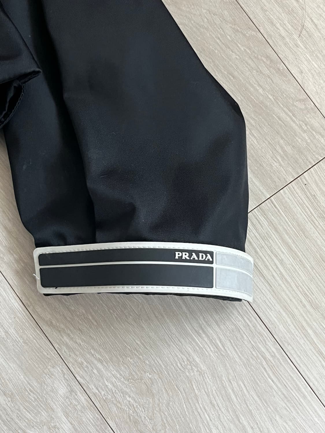 프라다 나일론 개버딘 자켓 상품이미지3