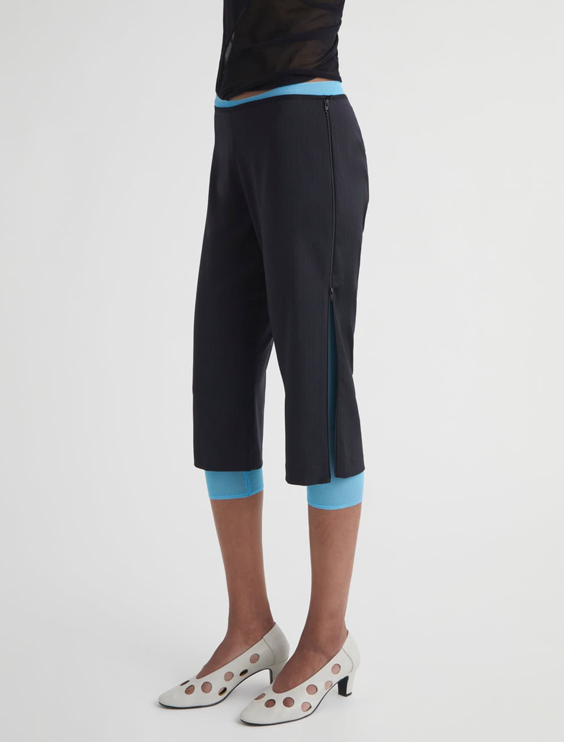 [36,38]팔로마울 LUMIETI 스트라이프 지퍼 카프리 팬츠 상품이미지1