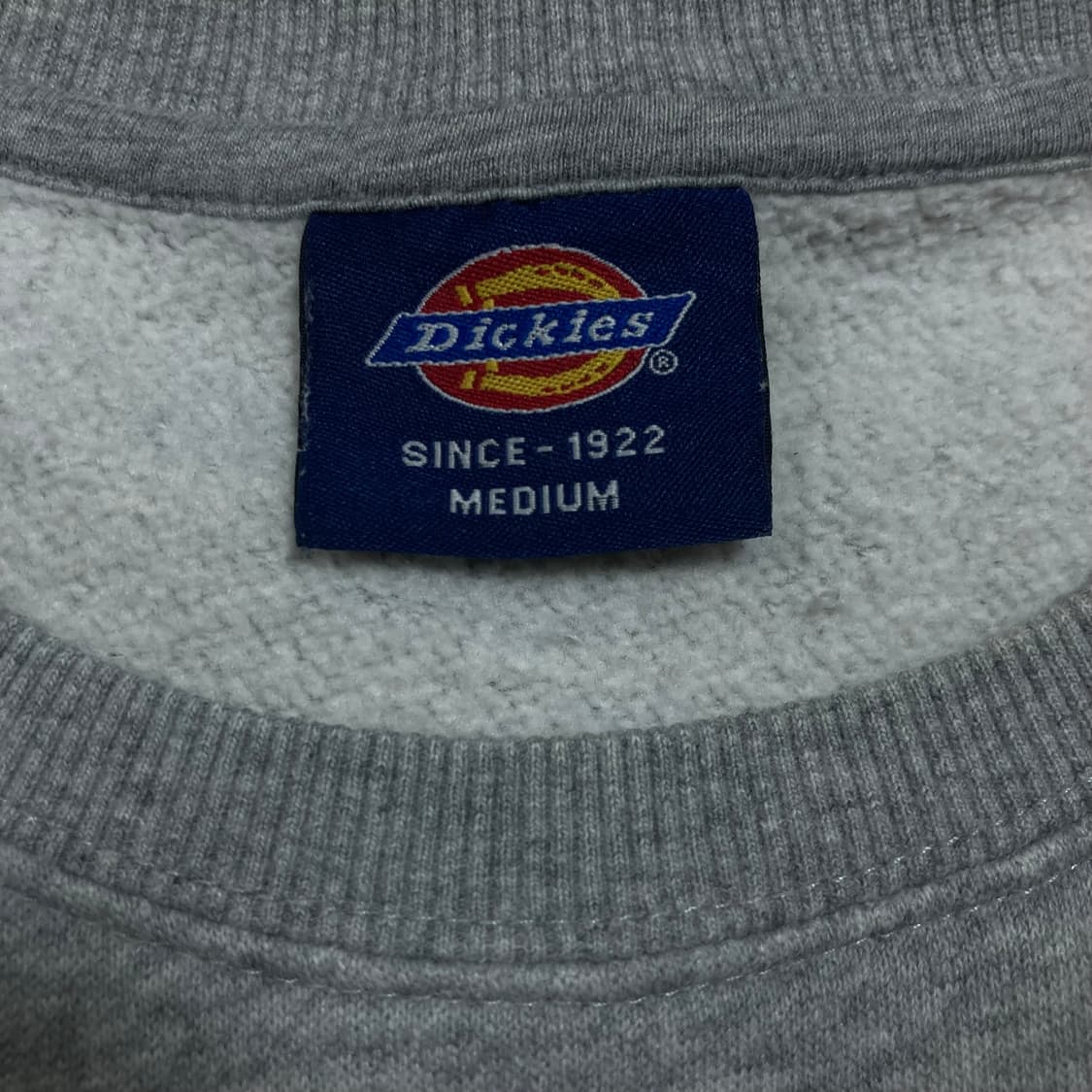 디키즈 스펠아웃 빅로고 그레이 맨투맨 상품이미지3