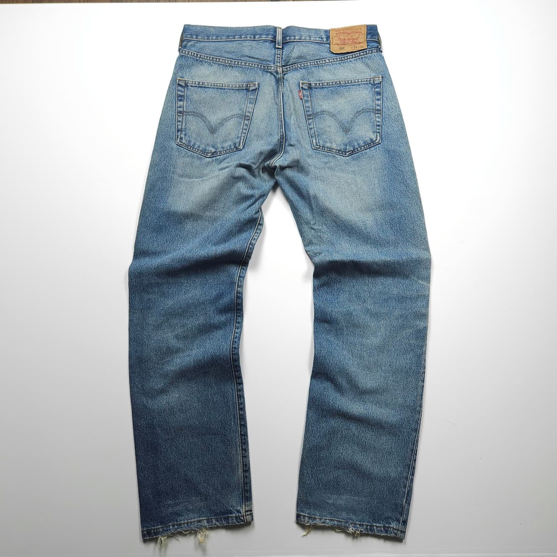 리바이스 501 버튼 플라이 워싱 데님 레귤러 팬츠 (L) 상품이미지1