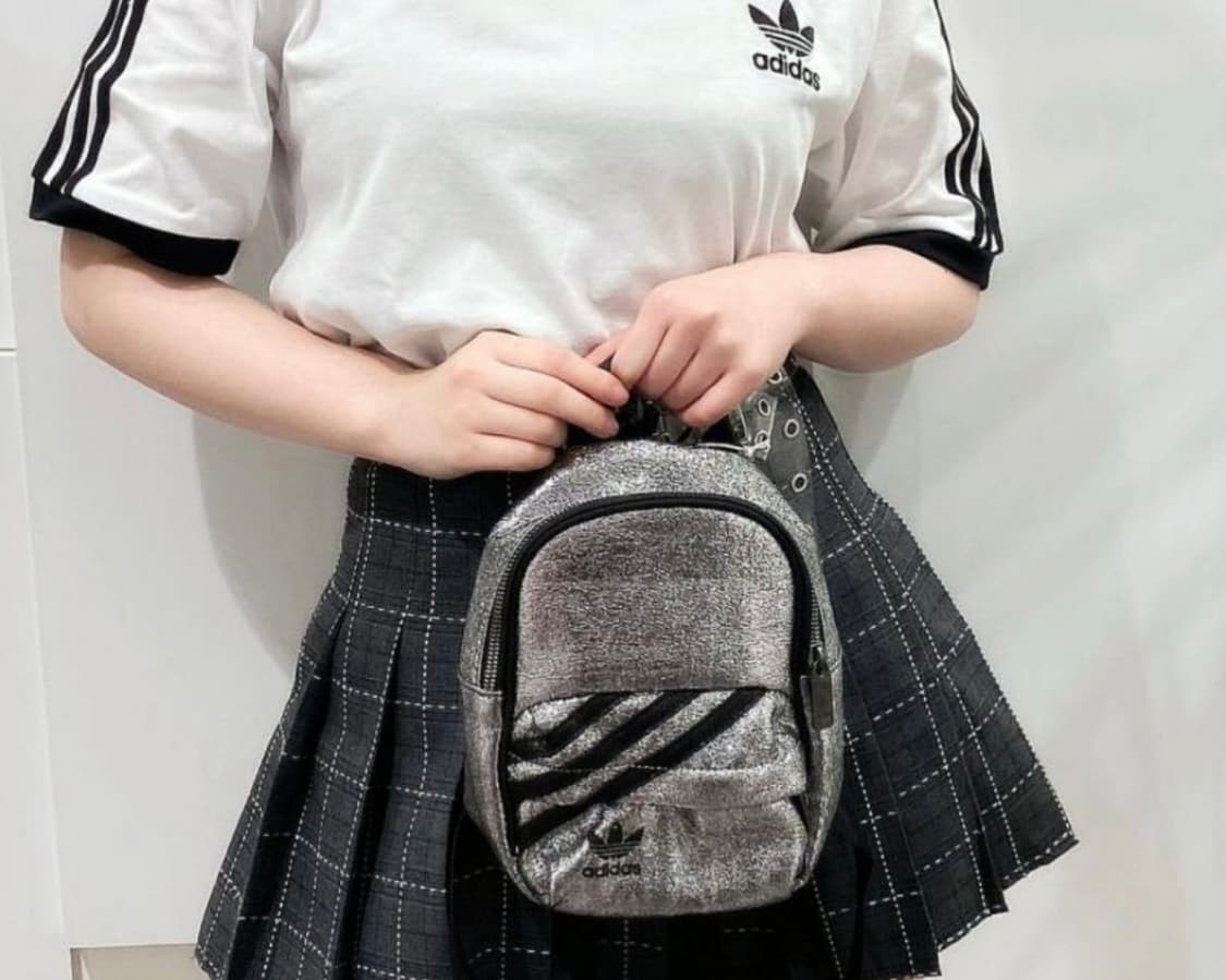 아디다스 메탈릭 미니 백팩 상품이미지1