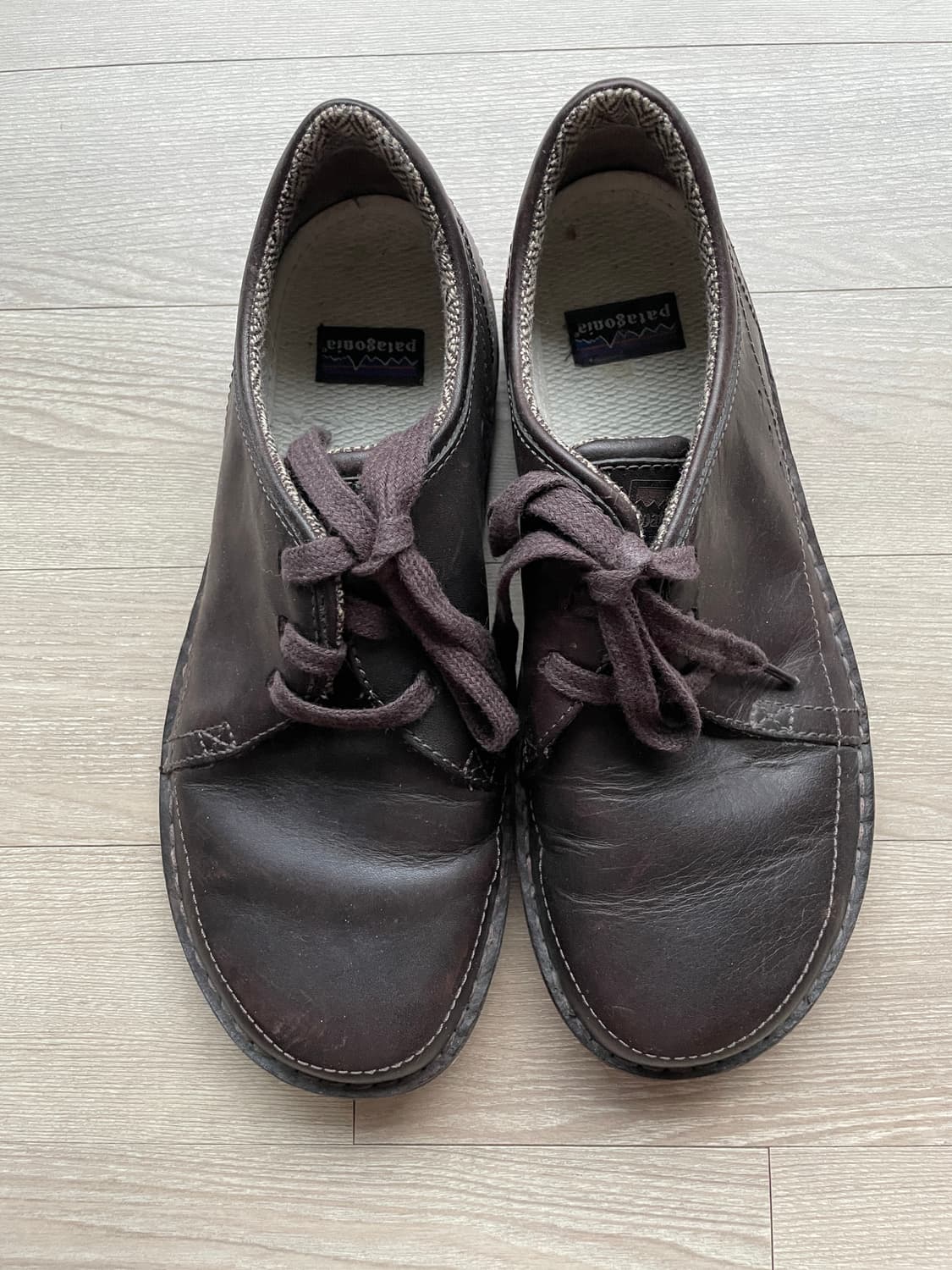 파타고니아 loulu 룰루 레더 슈즈 벨벳 브라운 상품이미지3