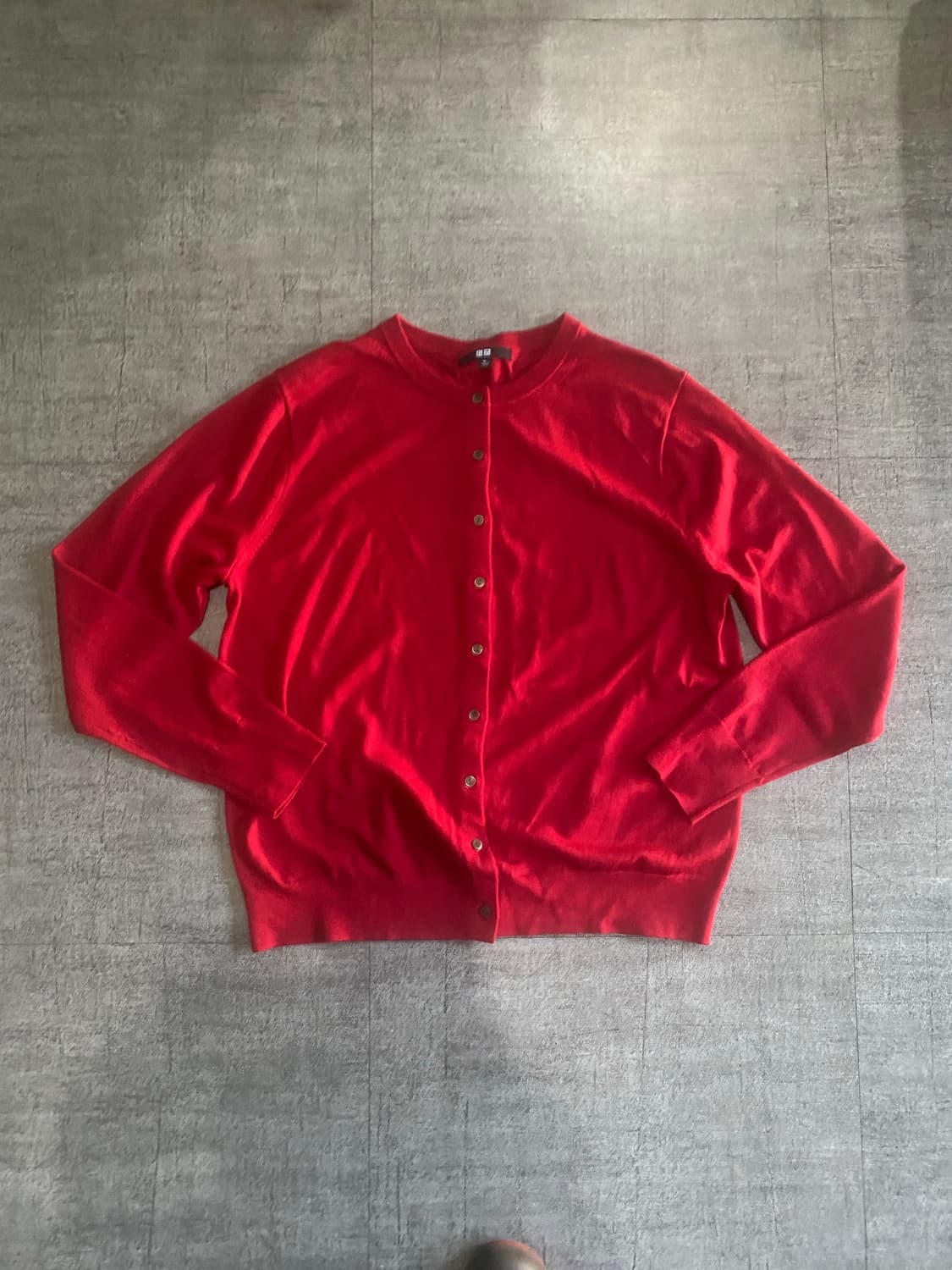 Uniqlo 유니클로 올드스쿨아메카지 모리걸 라운드넥가디건 레드 상품이미지1