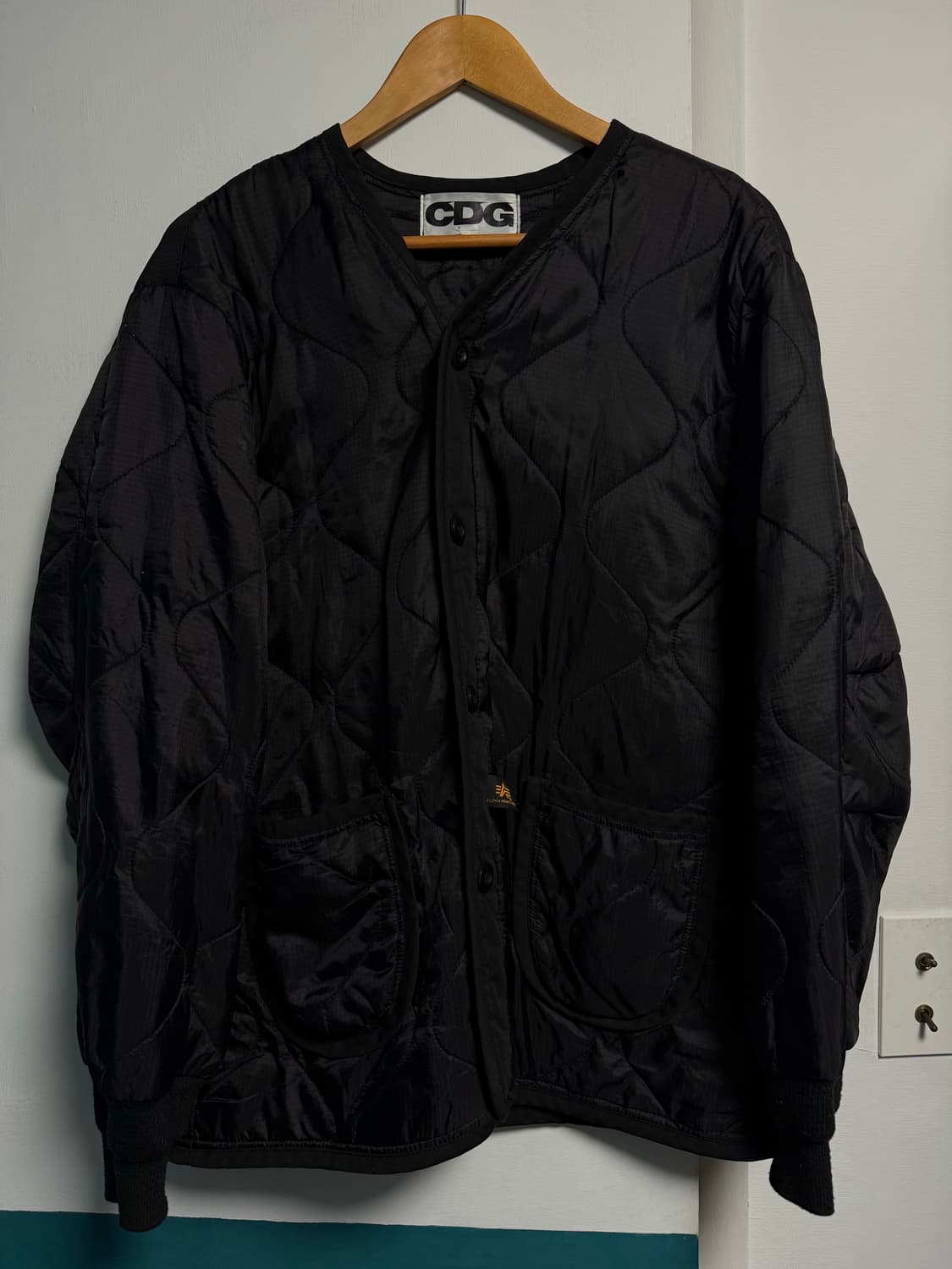 CDG x 알파 인더스트리 라이너 자켓 블랙 상품이미지2