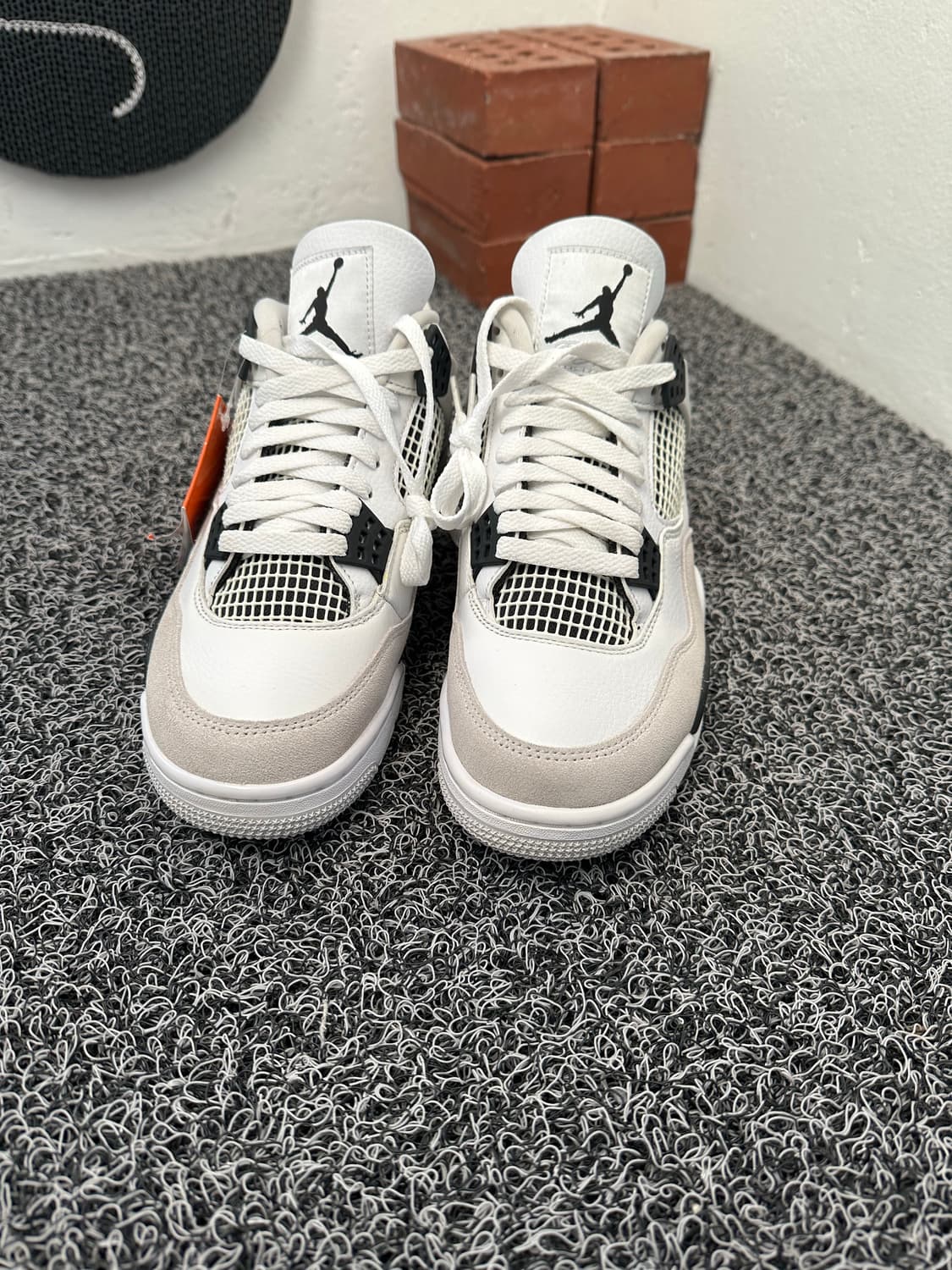 나이키 조던4 레트로 화이트 앤 블랙 265mm 상품이미지7