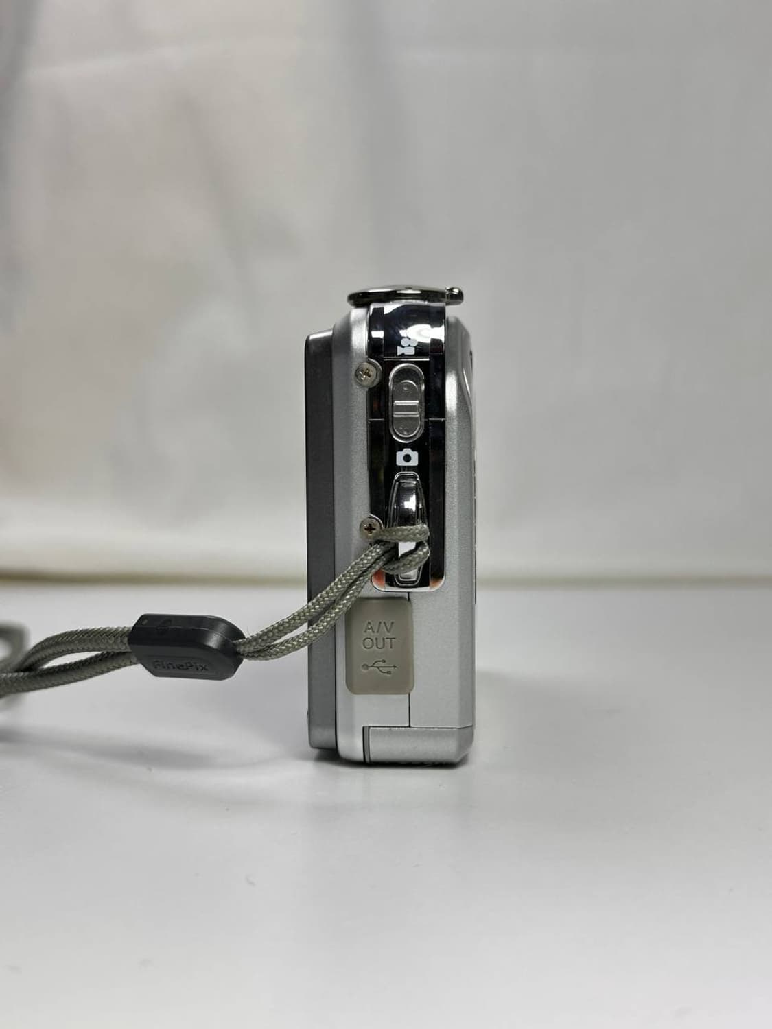 유니크‧₊˚ Fujifilm 후지필름 파인픽스 V10 디카 카메라 상품이미지8