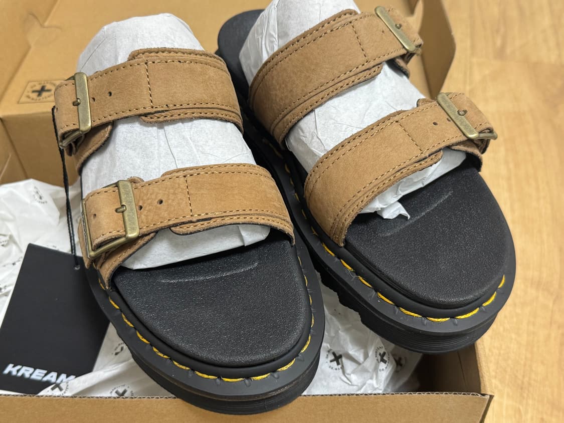 닥터마틴 마일즈 230 상품이미지2