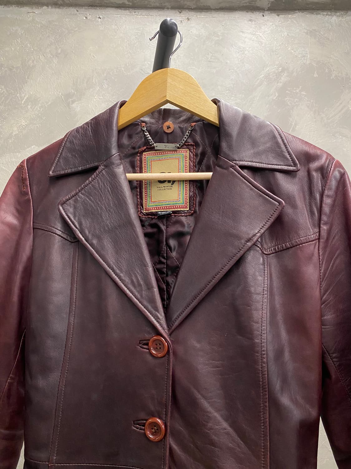 [90] SI, 버건디 양가죽 벨티드 레더 코트 상품이미지3