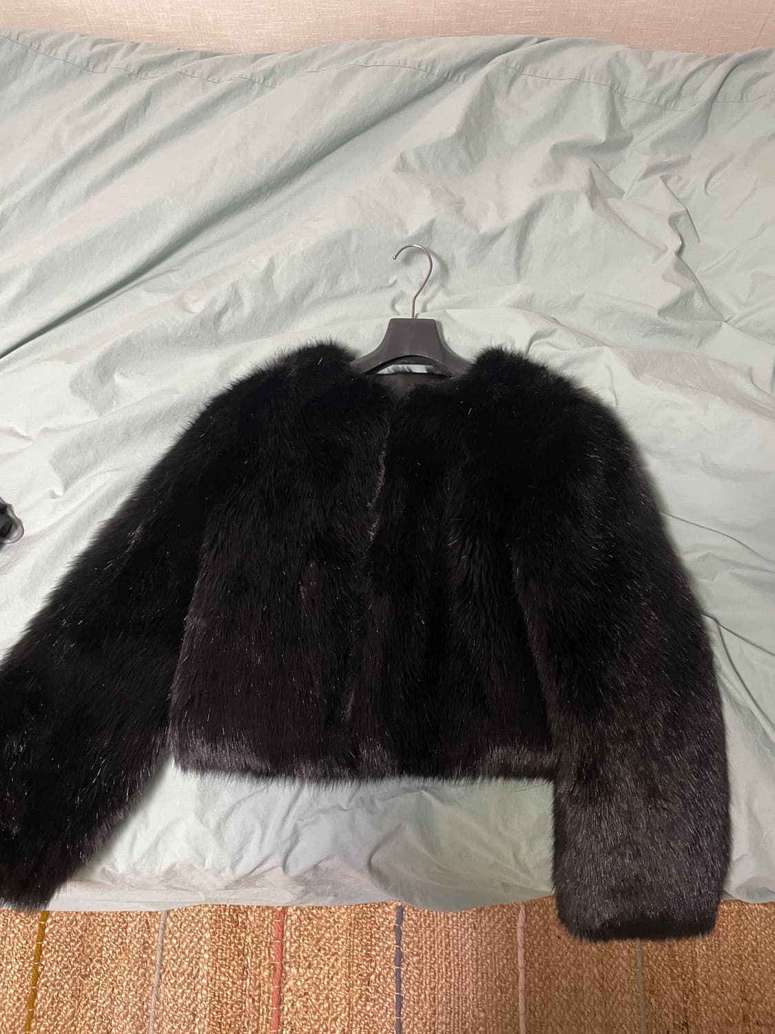 Cosmoss 코스모스 Vegan fur jacket 퍼 자켓 상품이미지3
