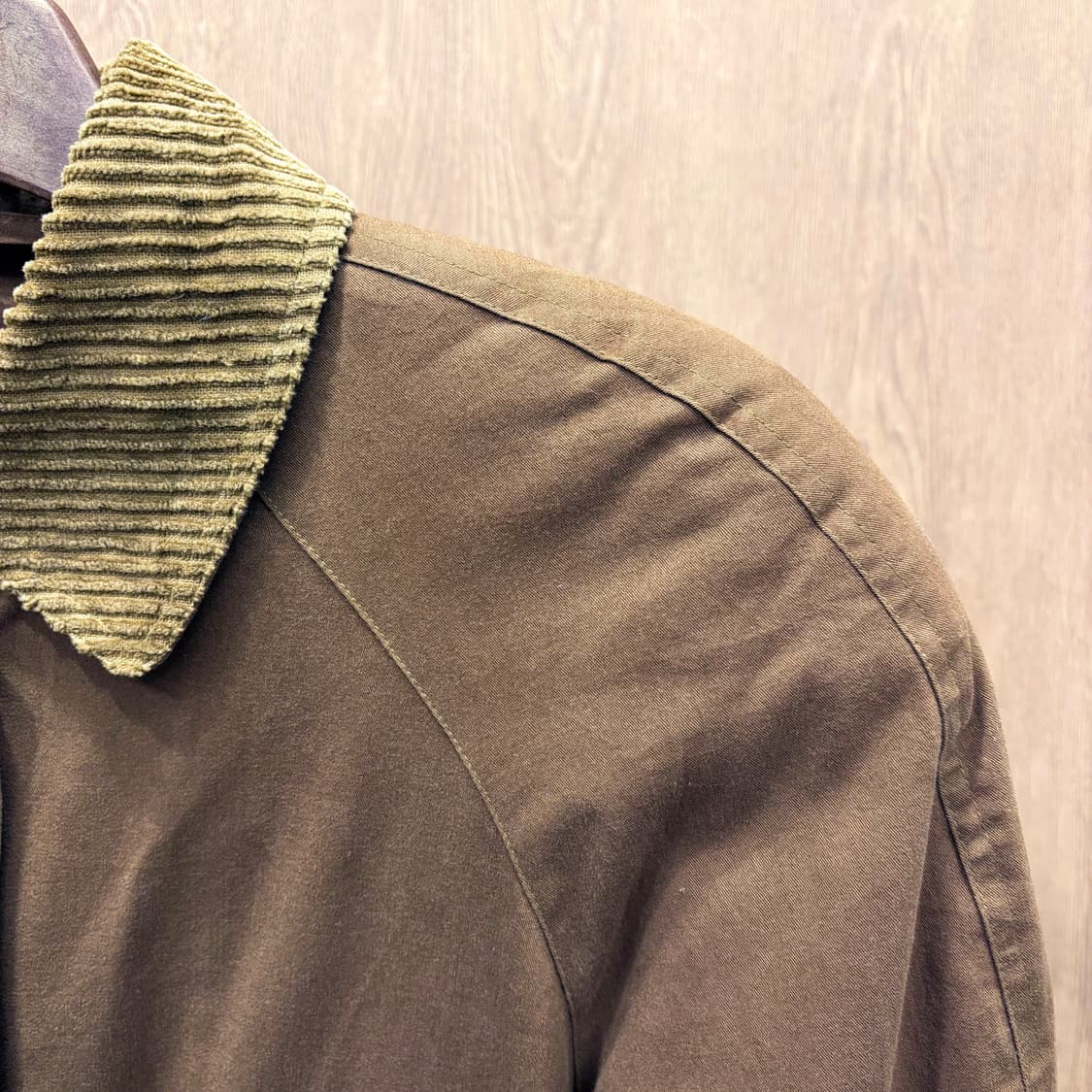 도나카란 뉴욕 블레이저 코트 싱글 브레스티드 노치드 라펠 디테일 브라운 상품이미지7