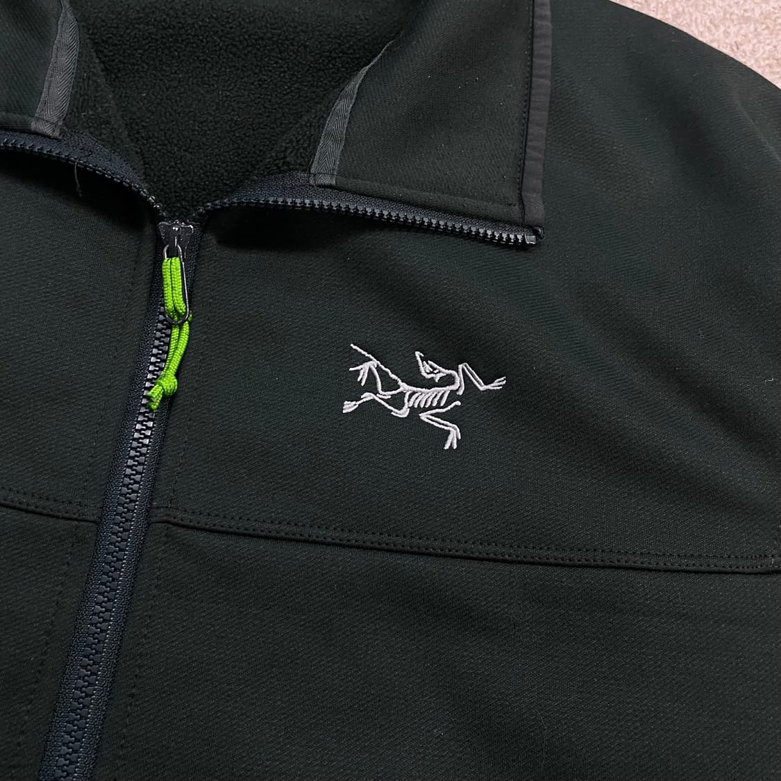 아크테릭스 아레나이트 풀 집업 자켓 그린 상품이미지3