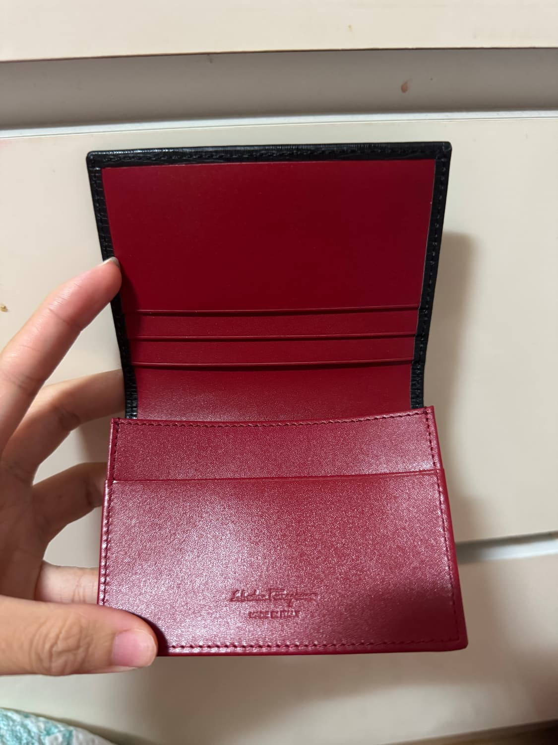 페라가모 지갑 새것 상품이미지2