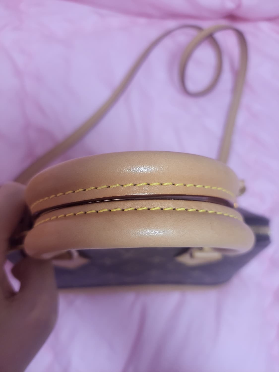 정품)급처상태좋음!루이비통 알마bb 크로스백 토트백 가방 공홈가268만원 상품이미지4