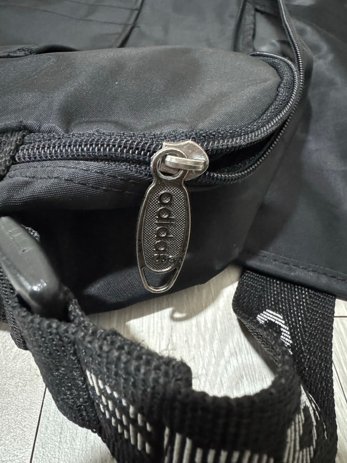 아디다스 올드스쿨 90s 메신저 백 상품이미지6