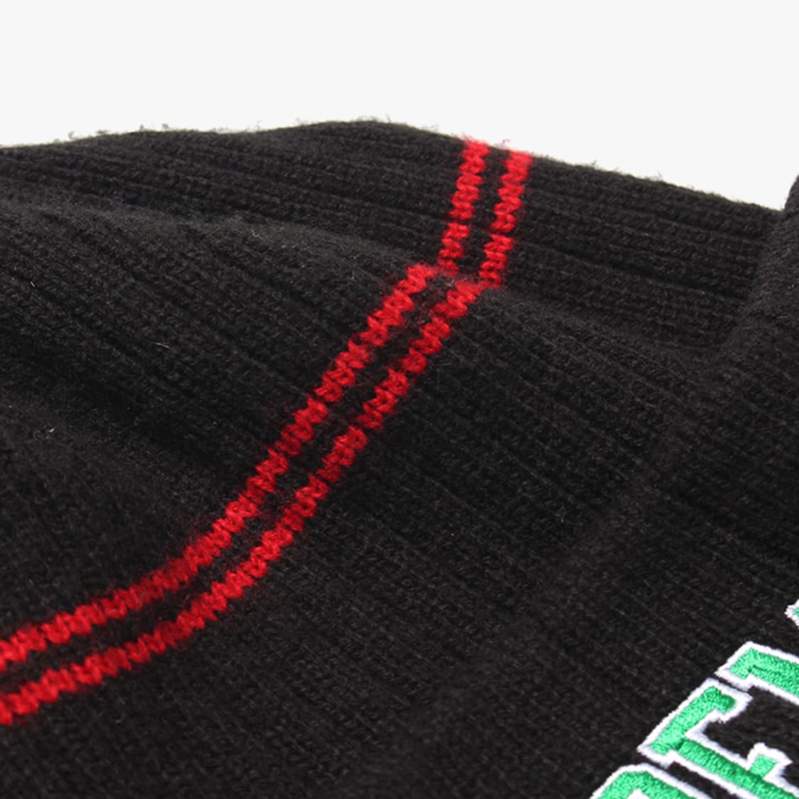  SUPREME "Black Beanie" 상품이미지3