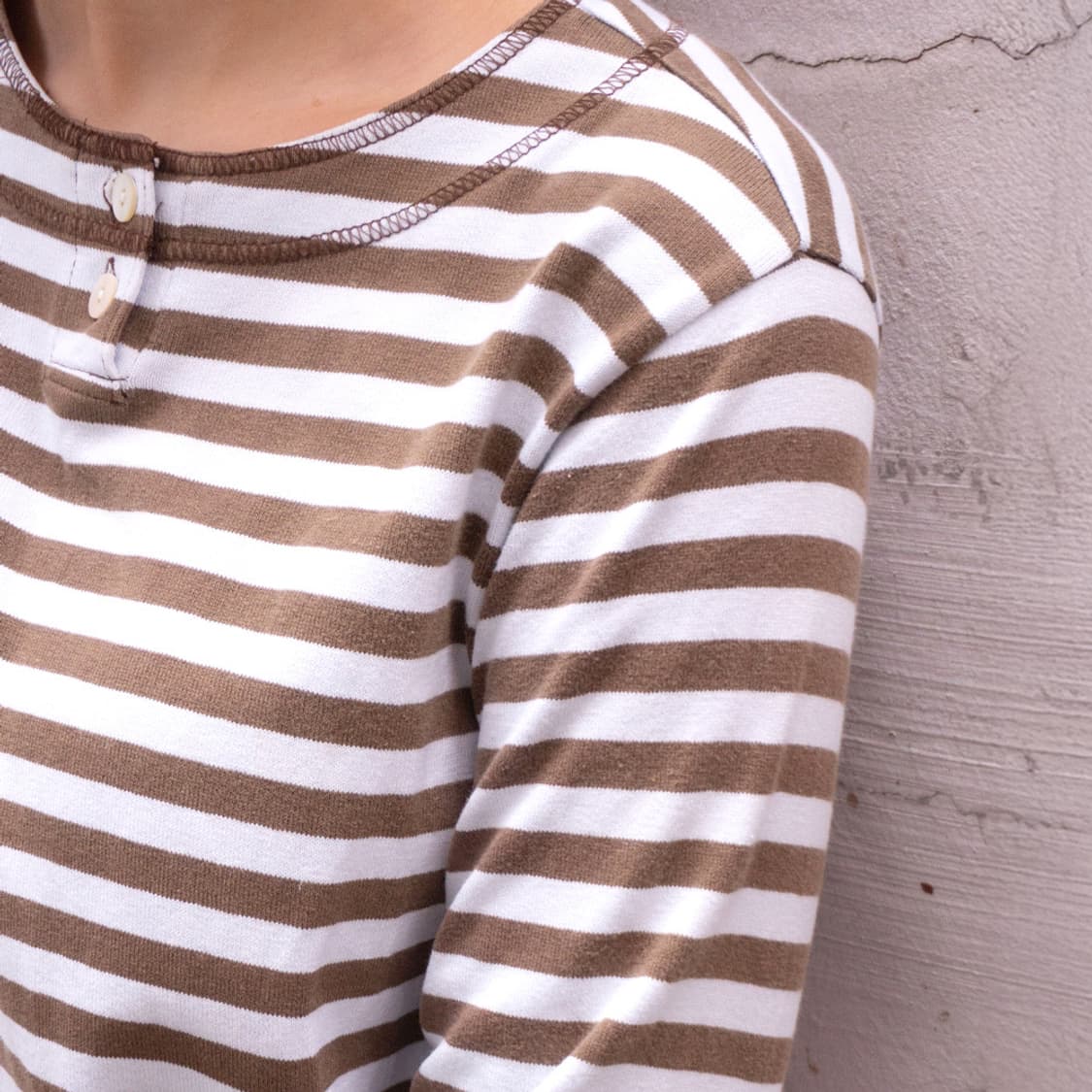 코코아 버튼 스트라이프 티 상품이미지10