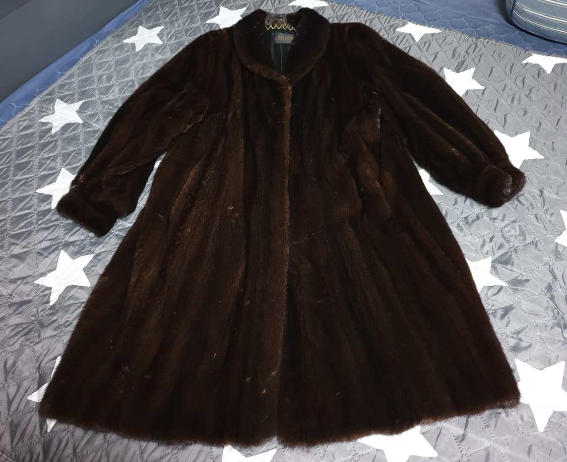 진도 블랙그라마 휘메일 밍크 롱코트 (77~88) 상품이미지1