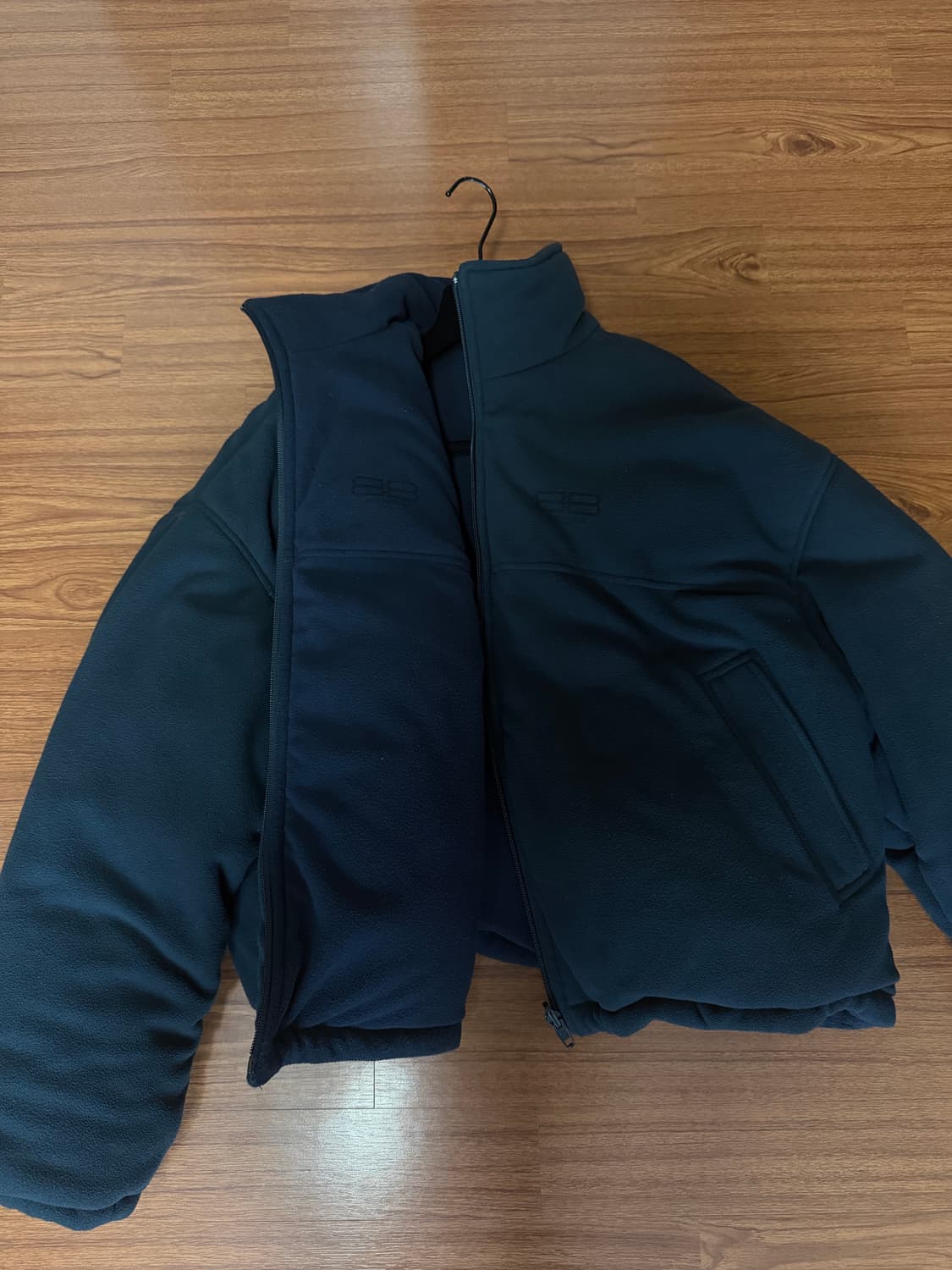 [1] 발렌시아가 리버시블 크롭 푸퍼 블루그린/네이비 상품이미지4