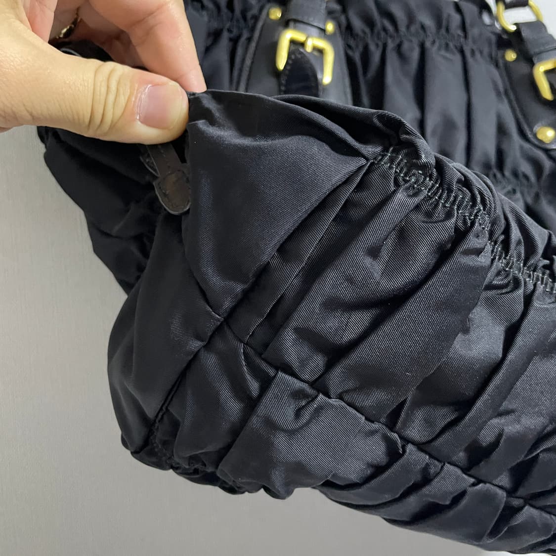 프라다 여성 고프레 모코노 토트백 (크로스 스트랩 분실 상품이미지9