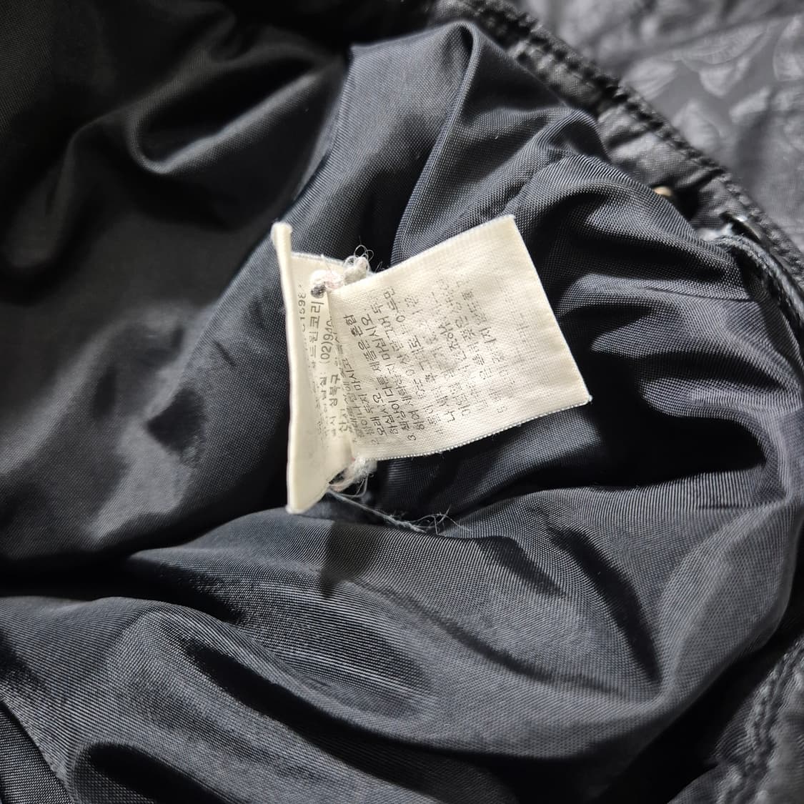 노스페이스 플로랄 패턴 M사이즈 경량패딩 상품이미지4