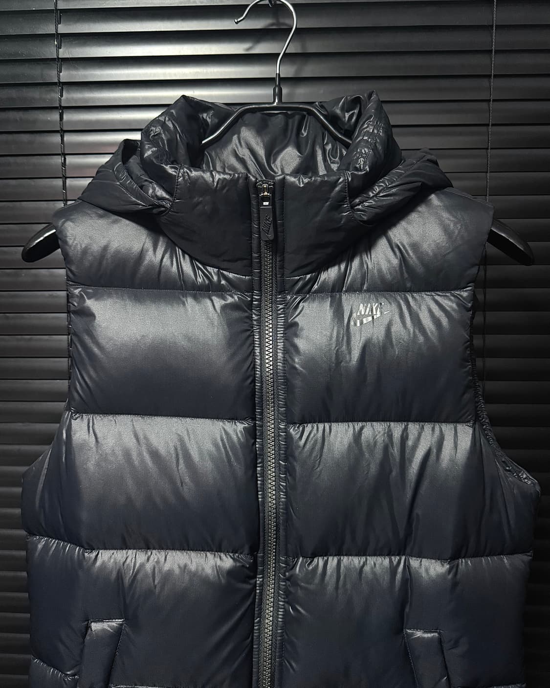 나이키 구스 다운 패딩 조끼 베스트 블랙 스우시 M 95 스트릿 하이넥  상품이미지4