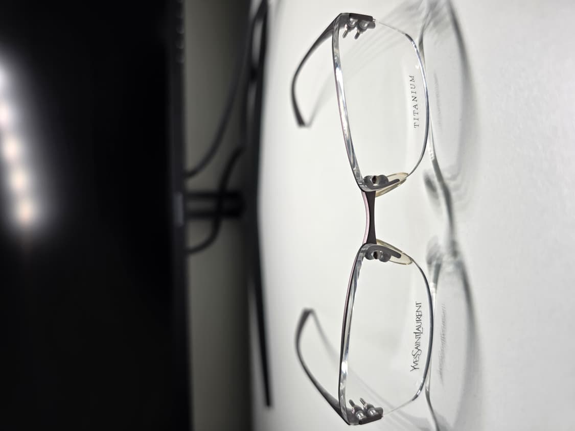 생로랑 긱시크 무테 티타늄 안경 상품이미지1