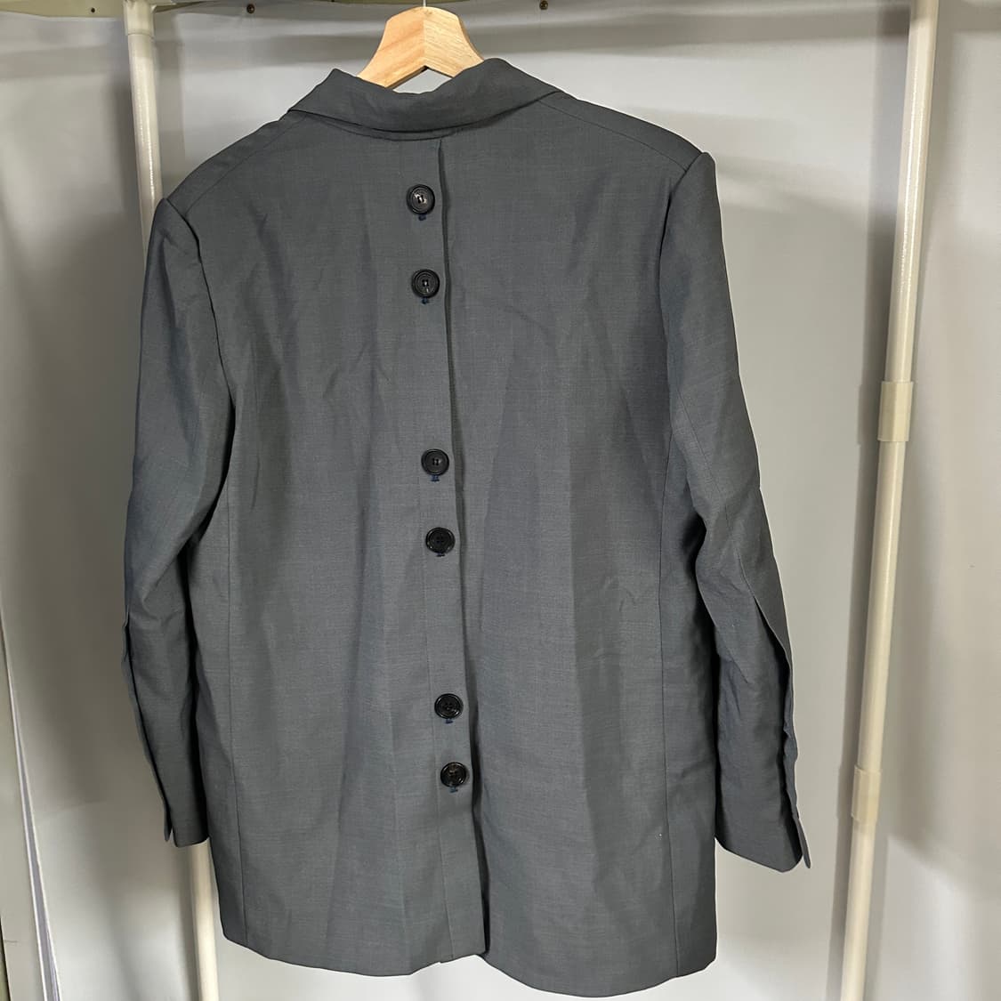 더일마 백오픈 블레이저 상품이미지2