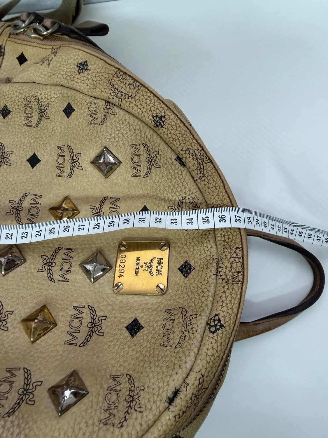 정품) MCM 베이지 비세토스 백팩  상품이미지10
