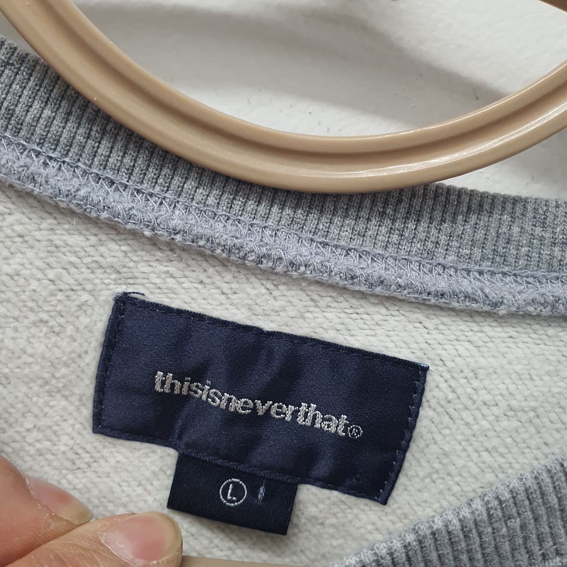 디스이즈네버댓 스웻셔츠 상품이미지3