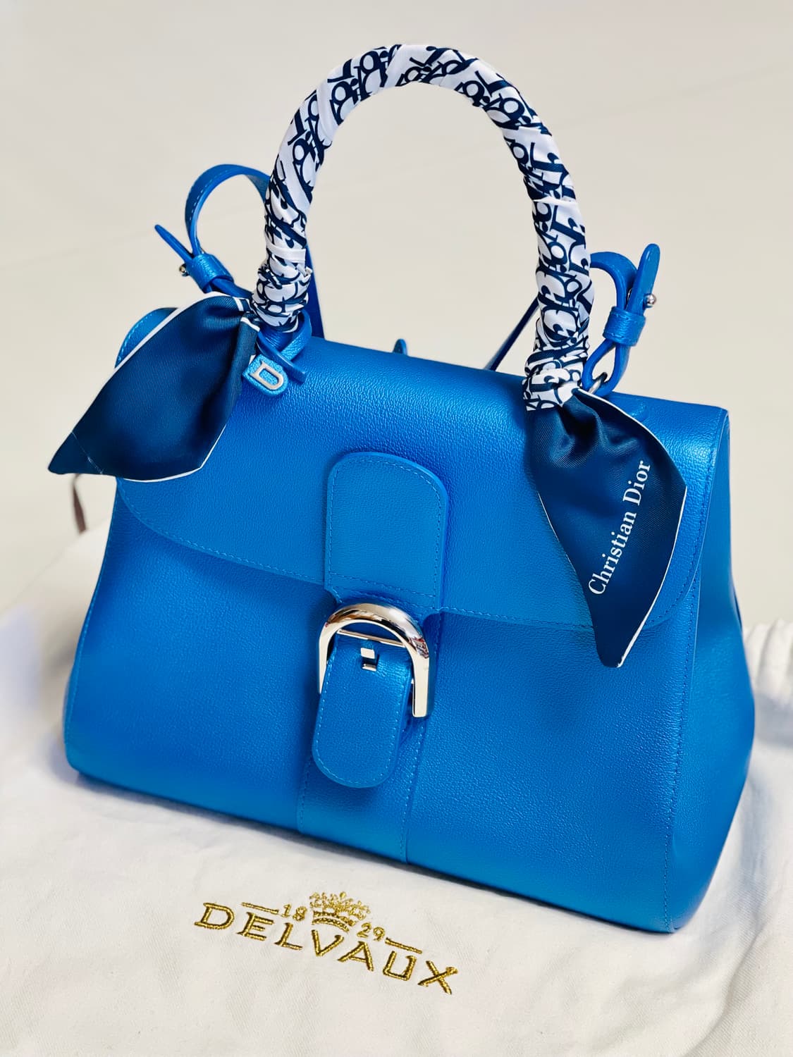 정품 새상품) Delvaux 델보 브리앙 MM 메탈릭블루 정가 1150만 상품이미지2