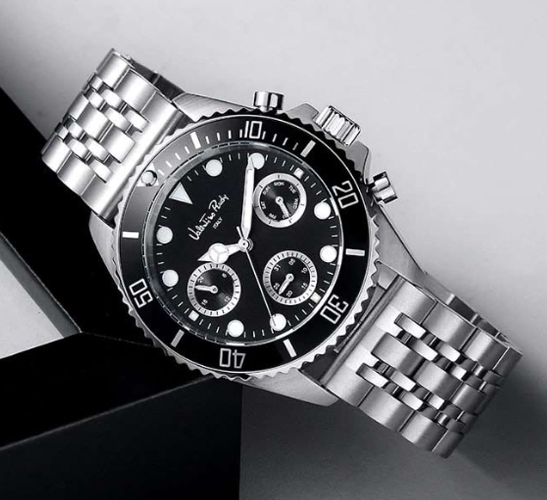 [발렌티노루디] VR6582B 남성메탈 손목시계 
판매 상품이미지1