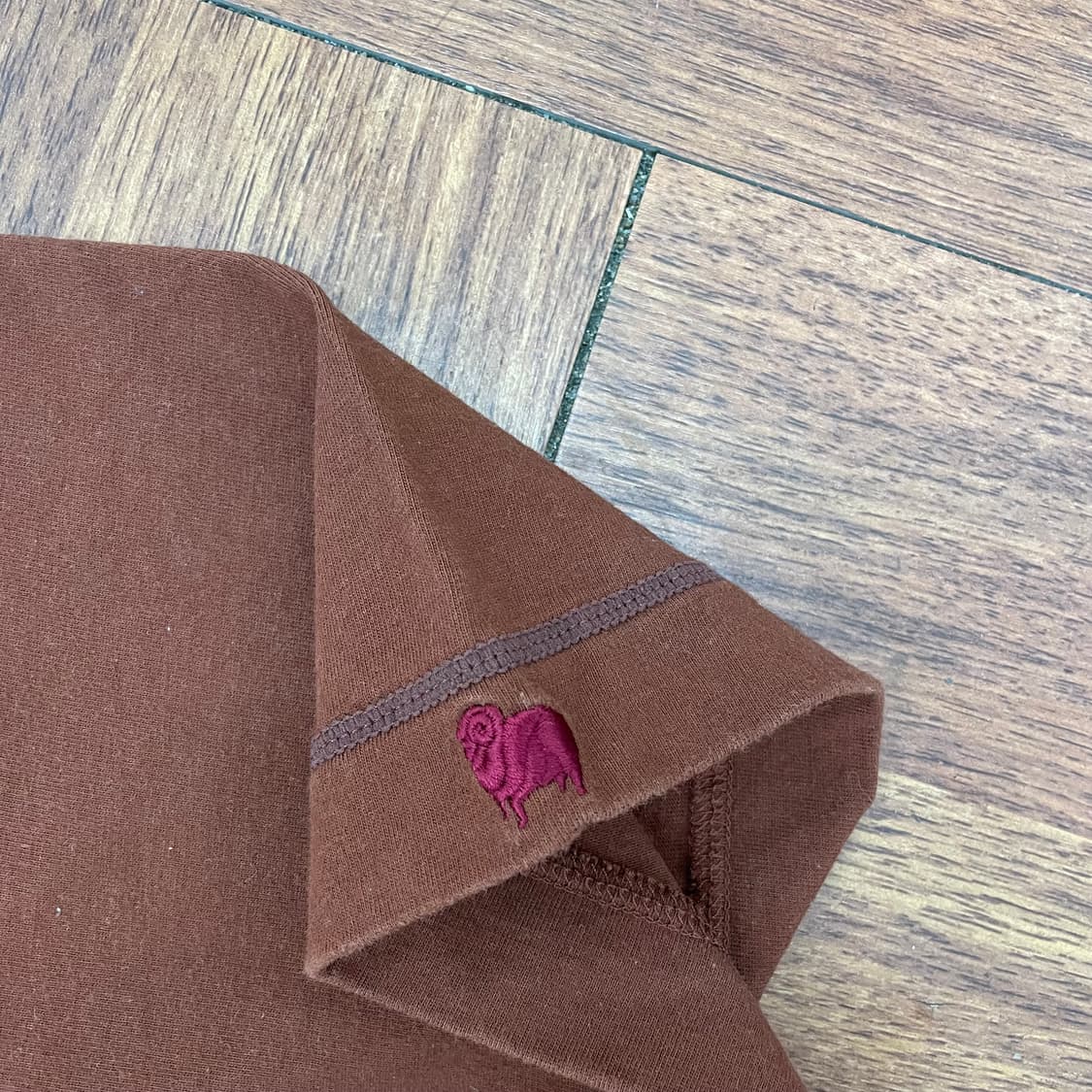 바스통 반팔 티셔츠 상품이미지3