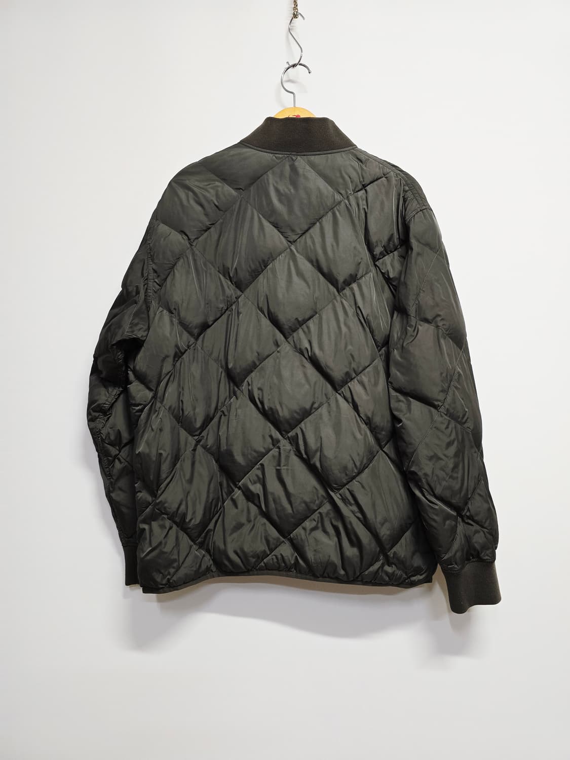 유니클로 리버시블 양면다이아 퀼팅 점퍼 상품이미지4